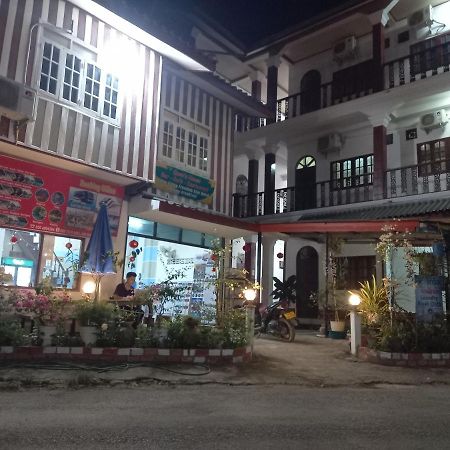 Vang Vieng Queen'S- Mountain View Hotel Екстер'єр фото